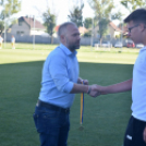 Első szezonbeli hazai meccs és éremosztás