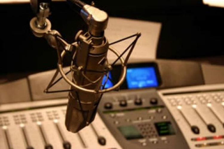 Több mint 80 milliót kapnak régiós rádiók