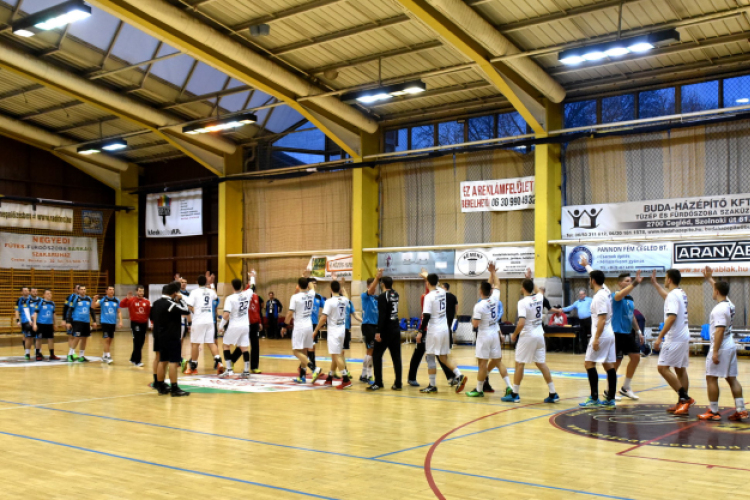 Ceglédi KKSE-Grundfos Tatabánya KC: 26-30