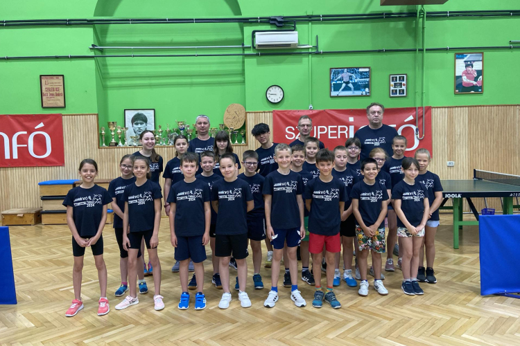 Szuperinfó Pingpong tábor