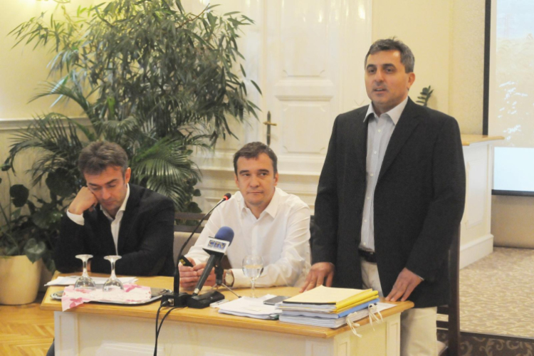 Fórumokat tartottak távvezeték ügyben