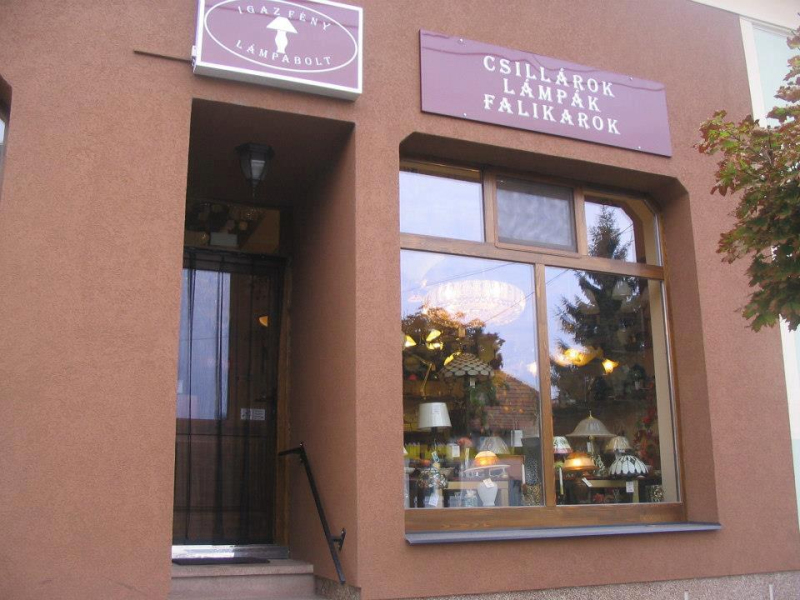 Igaz Fény Lámpabolt 