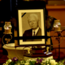 Utolsó útjára kísérték Kürti Bélát