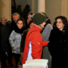 Betlehemezés a Városháza aulájában