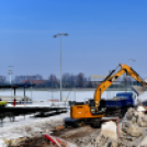 Bedarálják a lelátót