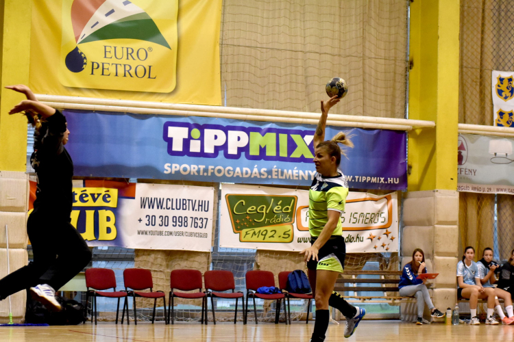 Végre Cápa győzelem