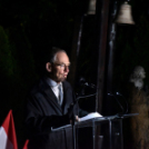 A hősök emlékéért égtek a gyertyák