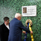 Táblát avattak Dr. Őze Béla emlékére