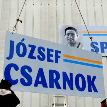 A Sportcsarnok új neve