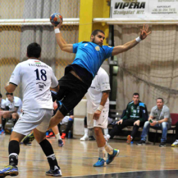 Cegléd - Tatabánya férfi kézilabda mérkőzés: 27 – 33 ( 12 – 18 )