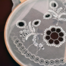 A höveji csipkevarrás élő hagyománya