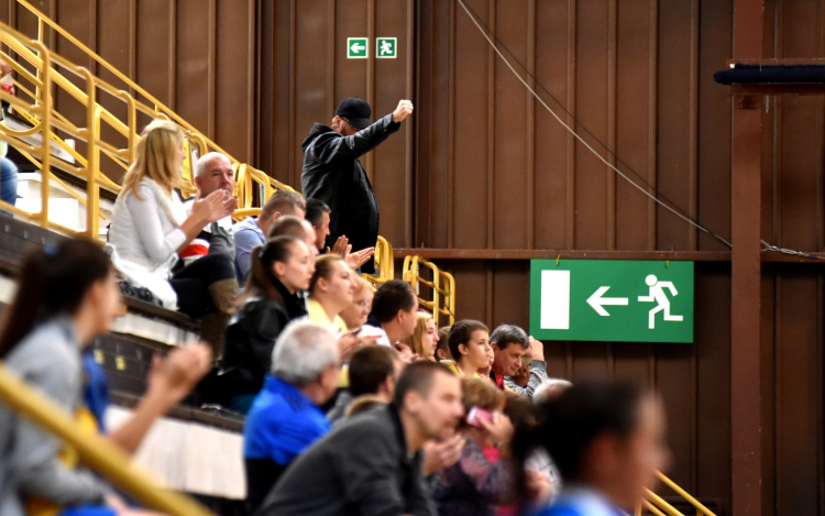 Tökölt is felfalták a ceglédi Cápák