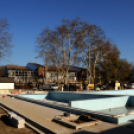 Városi Strandfürdő - járólapok építése