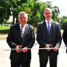 Fürdő út átadás