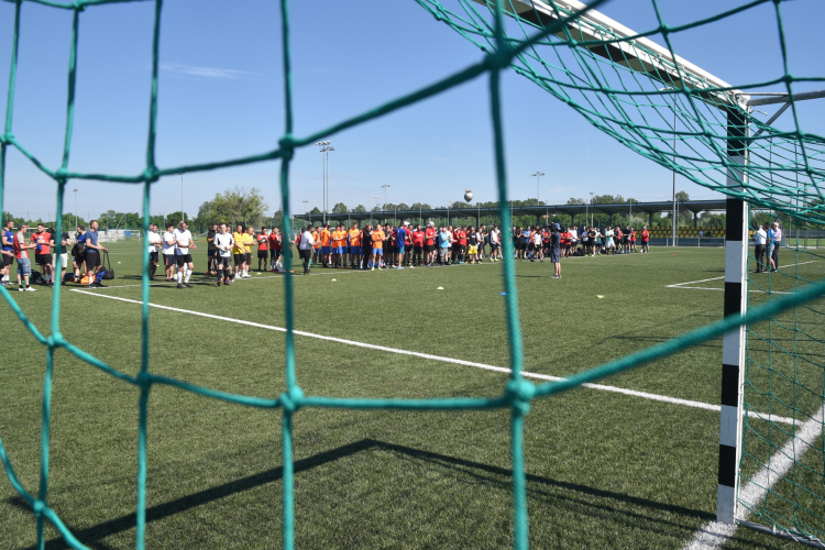 Oroszország nyerte a Mini EB-t!