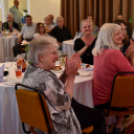 Vasfüggöny kölnivel - könyvbemutató 