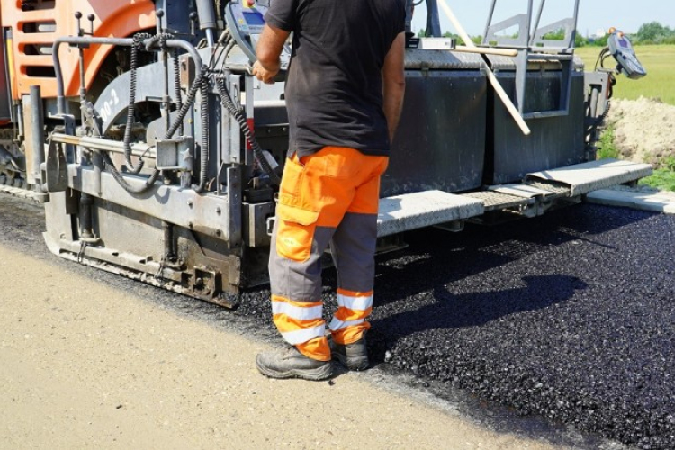 KÖZÚTKEZELŐI TÁJÉKOZTATÁS