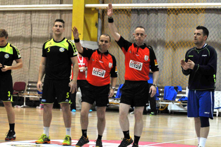 Ceglédi KKSE- Sport36 Komló 27 – 25 (11-16)