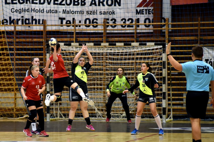 Ceglédi Kék Cápák – Kecskeméti Sportiskola