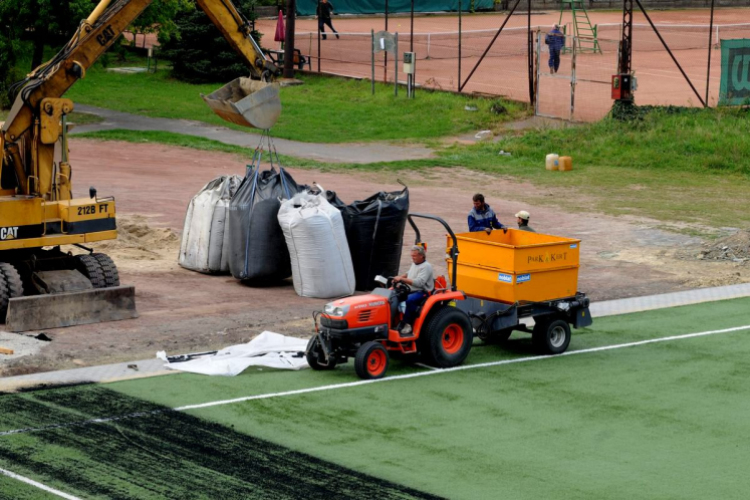 Bozsik program-műfüves pálya építés
