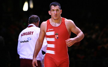 Viktor lesz az 5. ma a szőnyegen