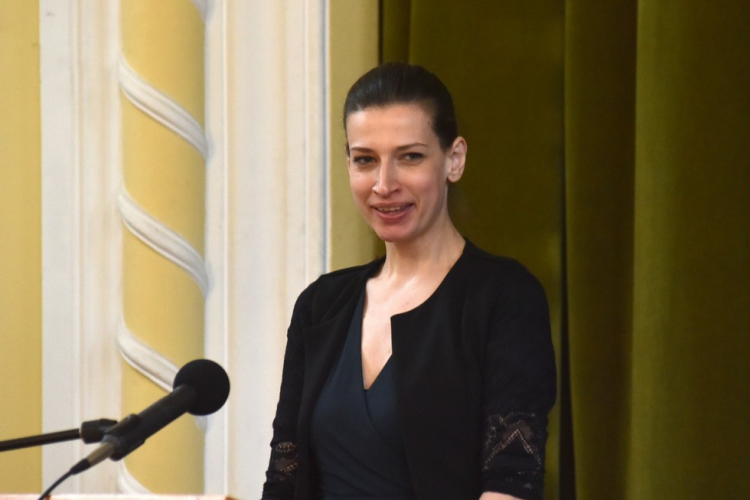 Újabb találkozások