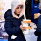 Infineon ételosztás