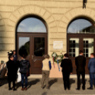 Koszorúzással kezdődött az október 23-ai megemlékezés