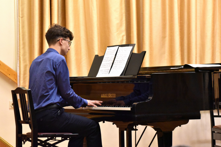 Bach Mindenkinek Hangverseny