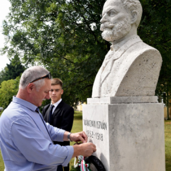 Várkonyi Istvánra emlékeztek