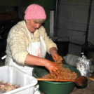 Csemői hagyományos hurkatöltő verseny