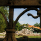 Városi Strandfürdő - Hol strand állott, most kőhalom... 
