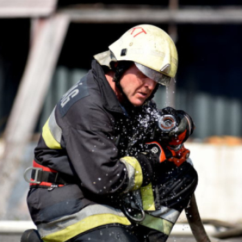 Ceglédi raktártűz