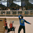 Csúcsrangadó a listavezető ellen