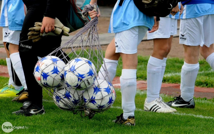 Sporttörténeti siker a ceglédi foci utánpótlásban