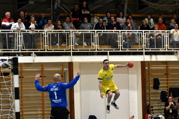 Hiába Dzsamali kilenc gólja, nyert a Komló