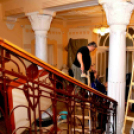 A múzeum lépcsőházának festése