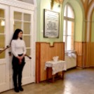 Táblaavató a gimnáziumban