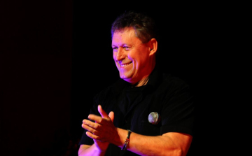 Mulatott a város nagyja