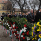 Kossuth szobor megkoszorúzása