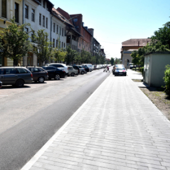 Átadták a Népkör utca felújított szakaszát