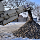 Bedarálják a lelátót