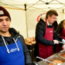 Infineon ételosztás