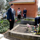 Koszorúzás a köztemetőben - Március 15.