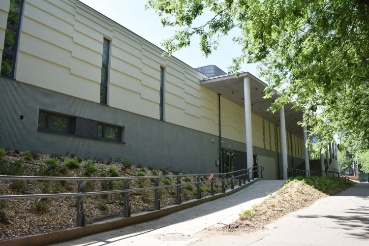 Megtörtént a sportcsarnok műszaki átadása