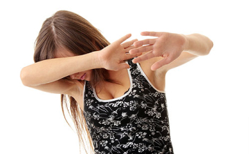 Élettársát bántalmazta a férfi a ceglédi állomáson