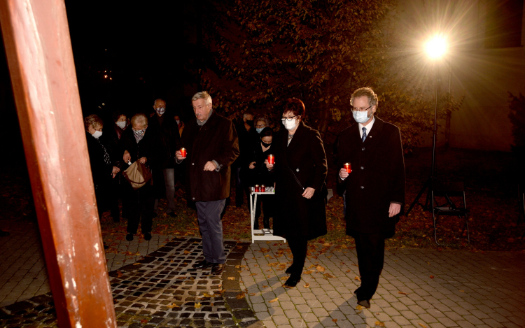 In memoriam november 4.