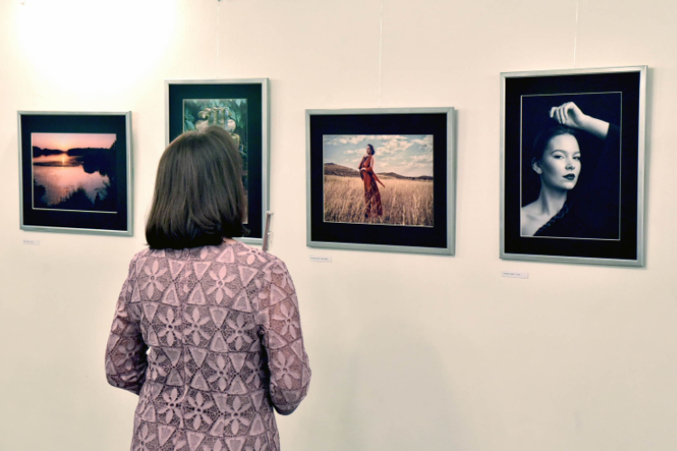 Fotóművészek kiállítás megnyitója