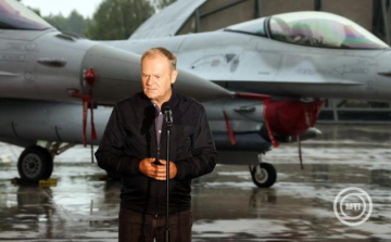 Donald Tusk orosz gépek lelövéséről beszélt