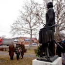 Csendes koszorúzással emlékeztek